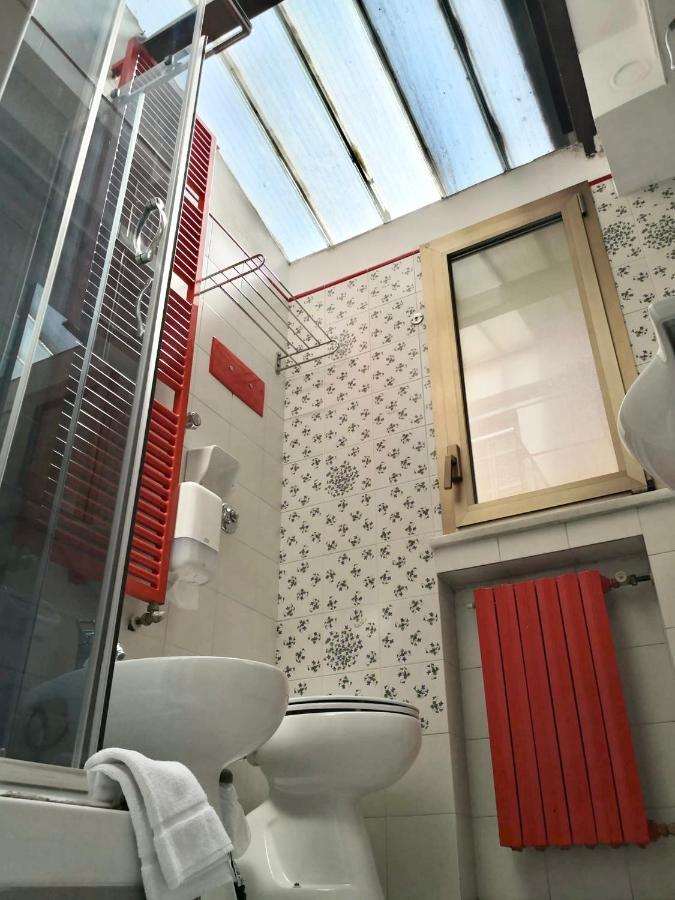 8- Tourist House Bologna - Light House - Self Check-In Apartment Luaran gambar