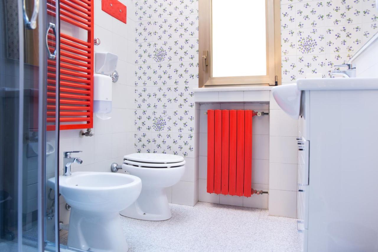 8- Tourist House Bologna - Light House - Self Check-In Apartment Luaran gambar